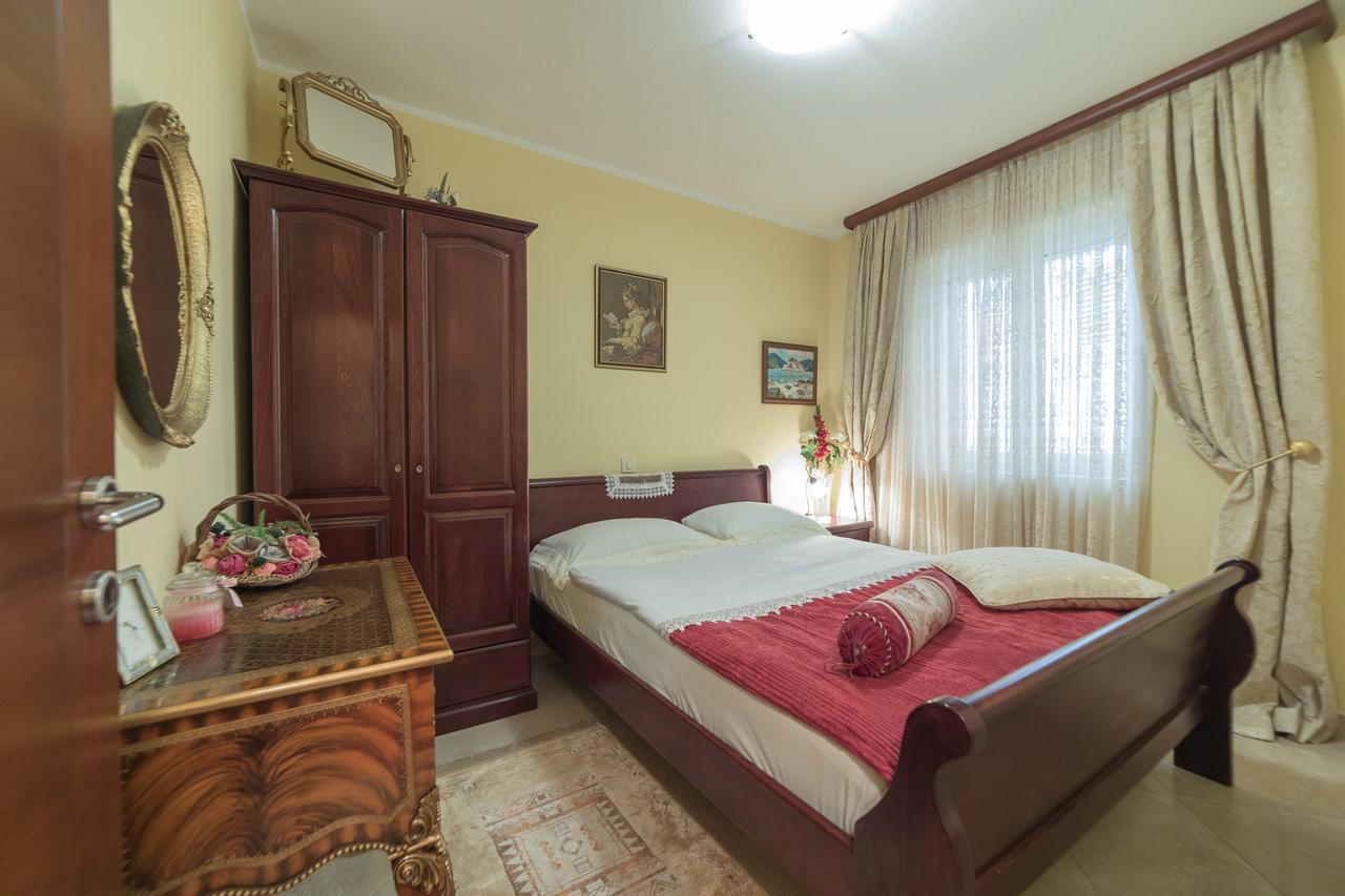 Apartments Vuksic Sveti Stefan Exterior foto